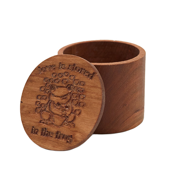 ALL CAPS STUDIO - Frog Radio Wood Jar 1.0 - Wood