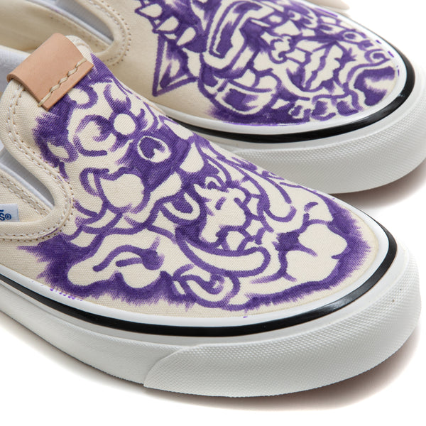 Kogan for Alterior - Sketchy Vans Slip-On - OG White