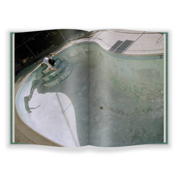 Tino Razo - Party In The Back