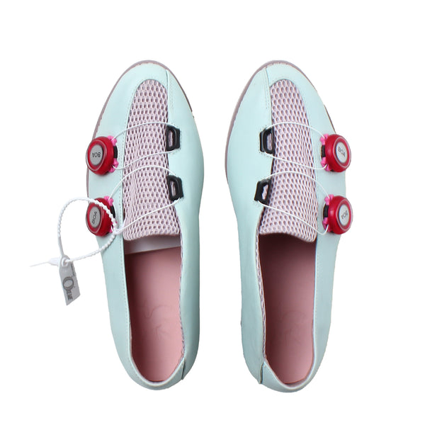 Chöke - Twist Lock Shoes