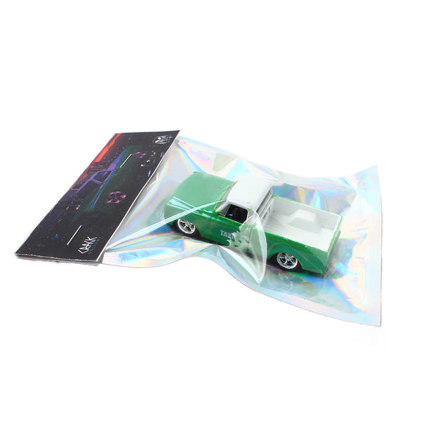 Crack Gallery & Alien Libros - Dreams Of Opulence Taxi - Multi