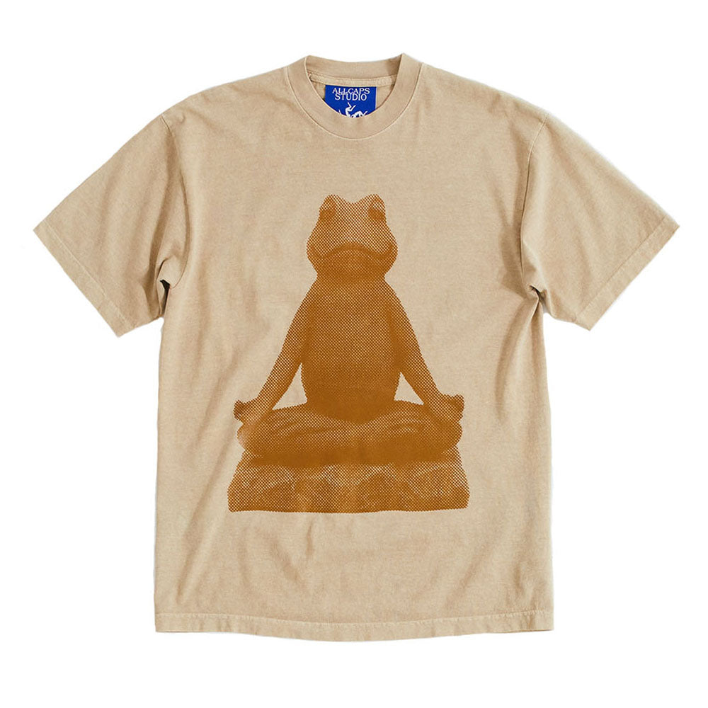 ALL CAPS STUDIO - Yoga Frog T-Shirt - Mushroom